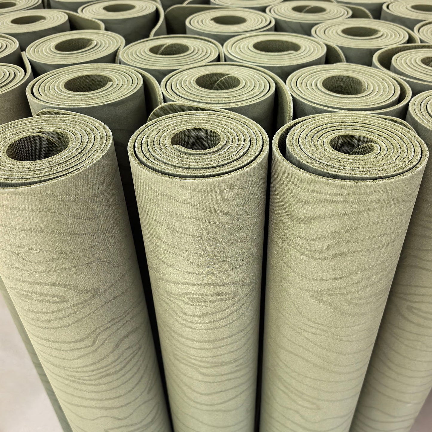 natural rubber yoga mat 4.5mm (extra width)
